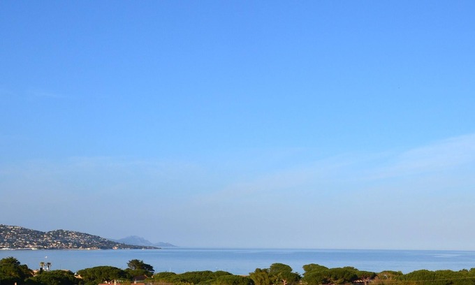 Sainte-Maxime Apartment | Large 2 rooms 47m2 magnificent sea view terrace wifi air conditioning garage beach 300m