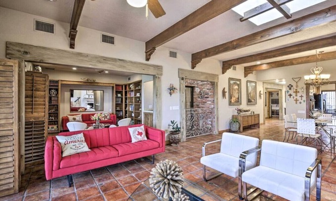 Biggs Field House | Large 3 bedroom in a safe Neighborhood!