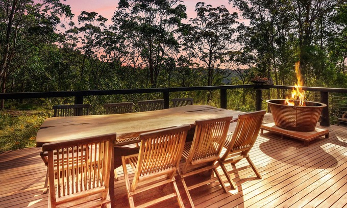 Watagan House | Large 4 bed house with pool, total privacy. 30 minutes from the Hunter Valley.