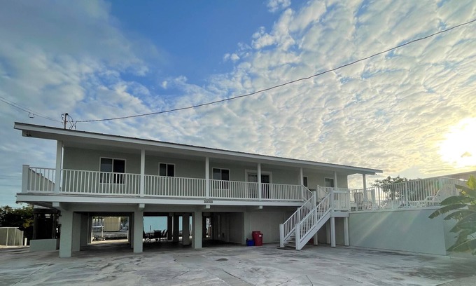 Summerland Key House | Large 5 Bedroom Canal Home in Summerland Key, FL with Pool
