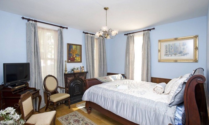 West Central Apartment | Large ADA accessible Guest Suite w/ Walk-In Steam Shower