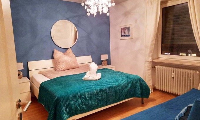 Dachau District Apartment | Large Apartment by the Train Station – Near Munich