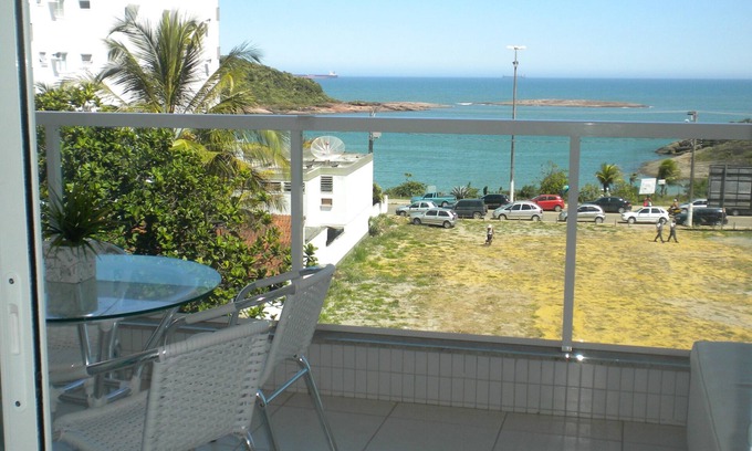 Enseada Azul Apartment | Large apartment facing beach Bacutia with 3 suites and gourmet balcony
