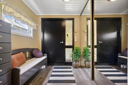 Tromso Apartment | Large apartment for max 13pax Tromsø