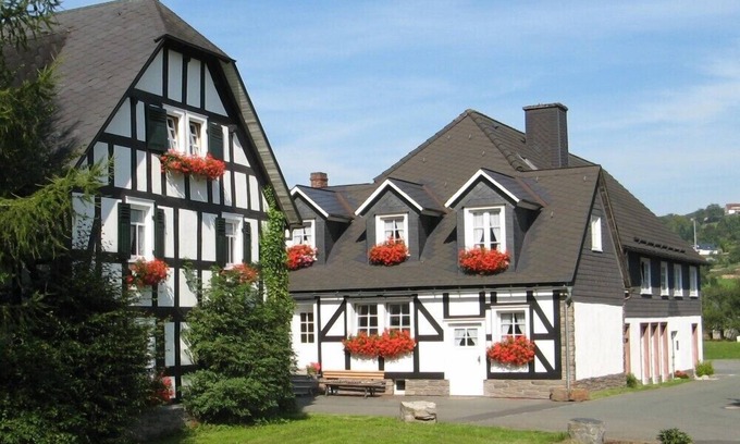 Bad Berleburg Apartment | Large apartment with gallery for 5 people