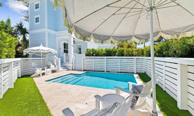 Seacrest Beach House | Large Beach Home, Sleeps 14+ Private Pool & Sunset Views ~ Cristalino Summer, 30A