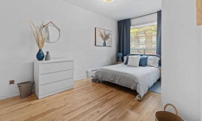 Pierrefonds-Roxboro Apartment | Large Beautiful 4 1/2 tranquil and fully equipped