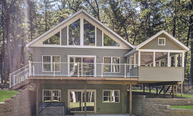 Kendall House | Large Cabin w. Hiking Trail & Private Lake Access