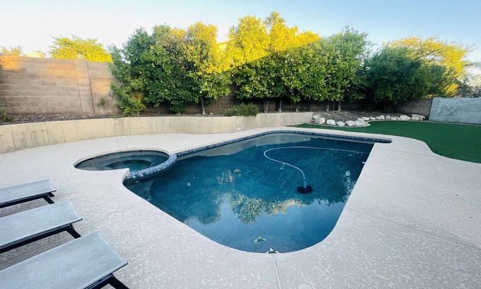 Mountain Park Ranch House | Large Family Friendly Oasis near Super Bowl!