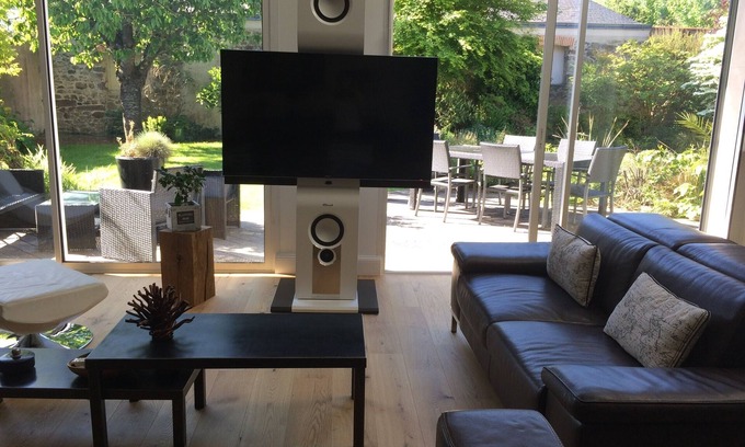 Cholet House | Large family home in the heart of town
