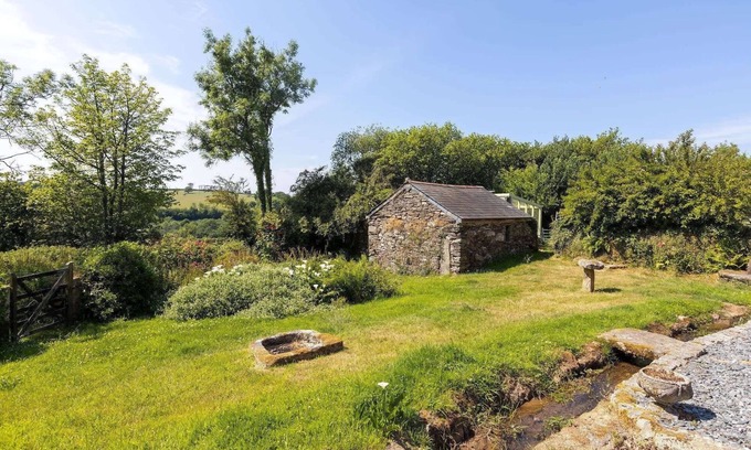 Sampford Spiney House | Large Farmhouse in the Heart of Dartmoor