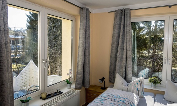 Goddelsbach Apartment | Large flat in the Sauerland with its own terrace
