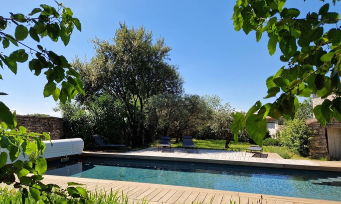 Saint-Privat-de-Champclos House | Large family farmhouse south of Ardèche