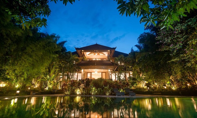 Berawa Villa | Large Groups,9 BDR,Close To Beach,Great Inclusions