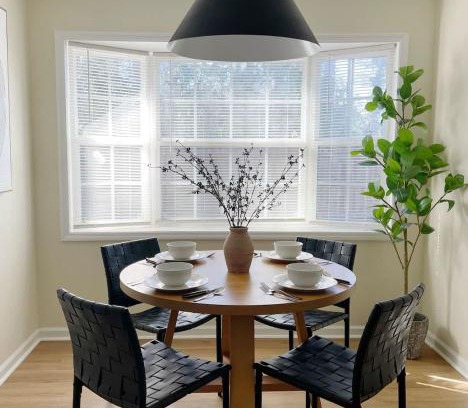 Whitemarsh Island House | Large Home Sleeps 10 Beach & Downtown Dog Heaven