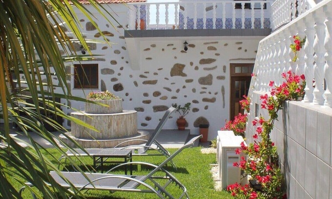 Mozelos House | Large House near Porto