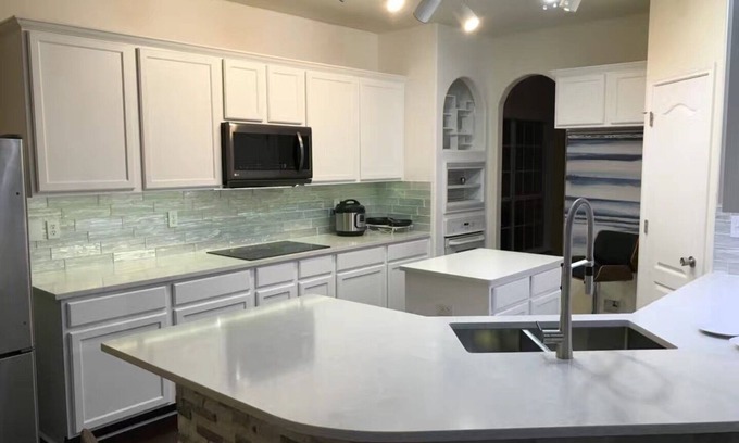 Stone Oak House | Large Luxury House w/Theater & Gym - early check-in & late checkout available