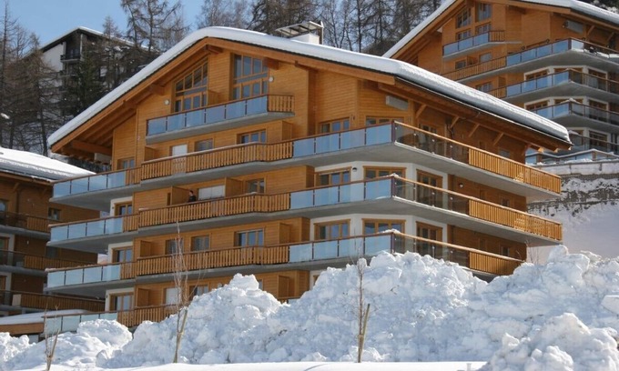 Saint-Pierre-de-Clages Apartment | Large, luxury penthouse with pool very close to ski lift, village, childcare etc