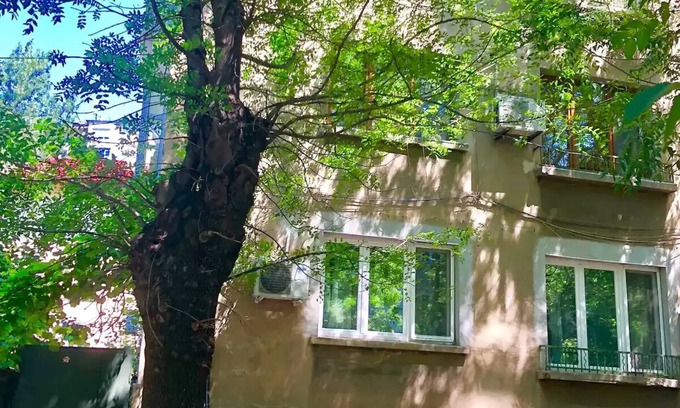 Oborishte Apartment | Large, Quiet and Spacious Apartment - 15 min from City Centre!