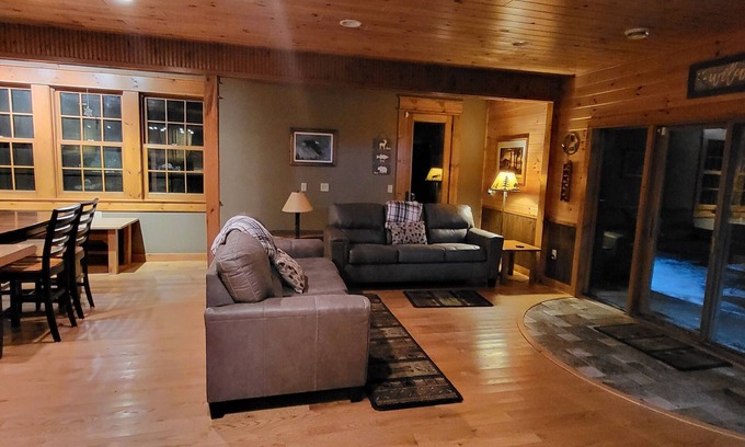 Emily House | Large Retreat perfect for all with 15acres in Crosslake on semi-private lake