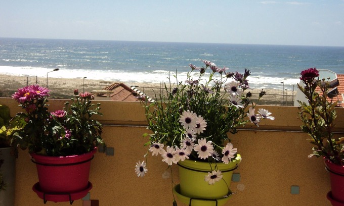 Sao Felix Da Marinha Apartment | Large seaside apartment