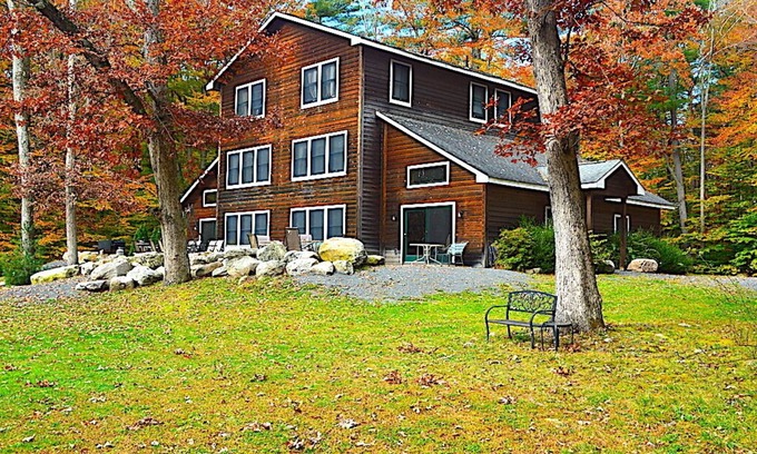 Pine Bush House | Large Secluded Private Estate accommodates 18+. 12 Min. from Town of New Paltz