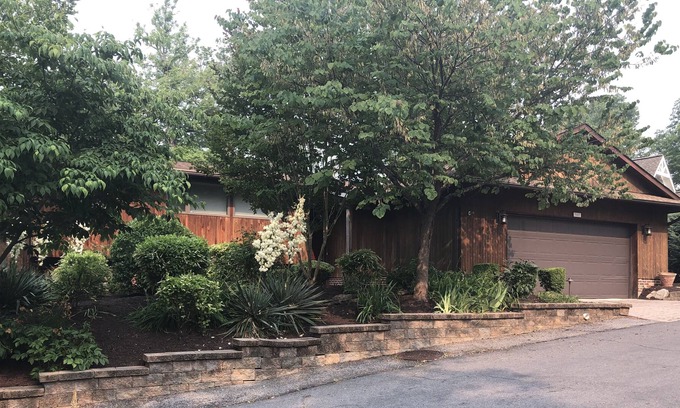 Cape St. John House | Large secluded/wooded 4 bedroom home with waterview!