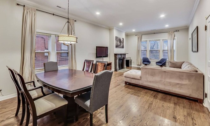 Wrightwood Neighbors Apartment | Large Space, Two Levels ,Deck, Parking