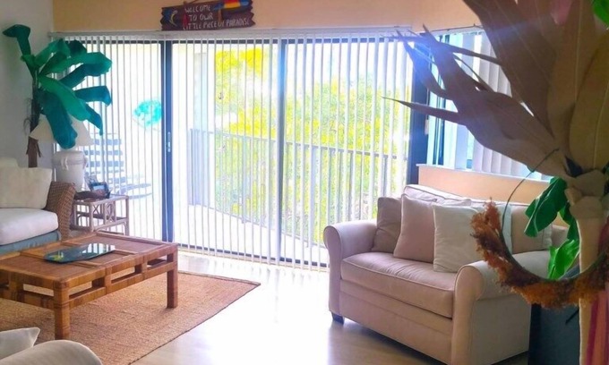 Rock Harbor Condo | Large spacious Island Condo - Key Largo