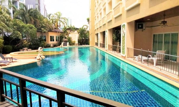 South Pattaya Apartment | Large studio condo Jomtien