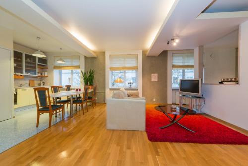 Kesklinn Apartment | Large studio downtown