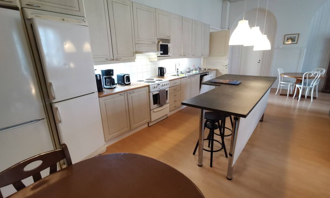 Karhula Apartment | Largeresidence 5-bed/11 Persons Apartment in Kotka
