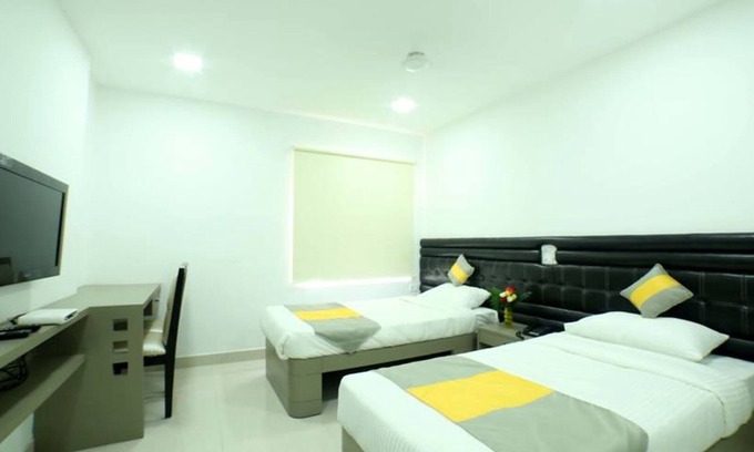 Madhapur Bed & Breakfast | Lariviera falcon nest in Madhapur
