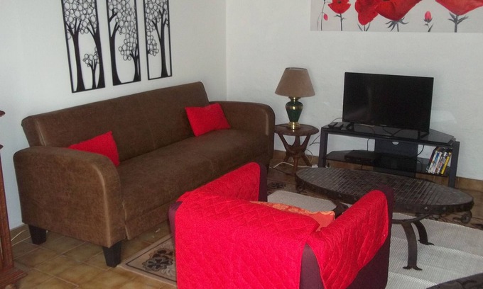Larmor-Baden House | LARMOR BADEN center Bourg Large house 125 m² a few meters from the sea