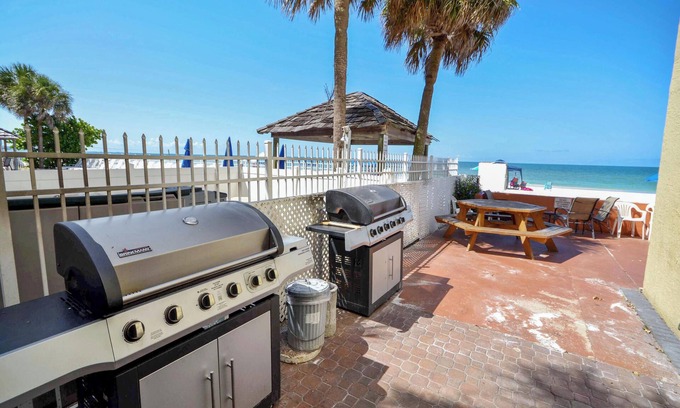 Madeira Beach Condo | Las Brisas 306