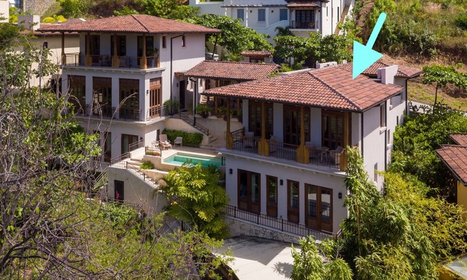 Las Catalinas Villa | Las Catalinas - Beachfront GUESTHOUSE for 6 people: Alouatta Guesthouse