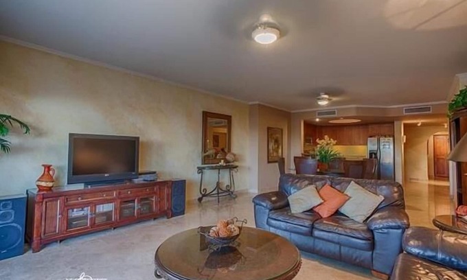Zona Hotelera Condo | Las Mananitas-Awesome Luxury Beachside Condo in Cabo!