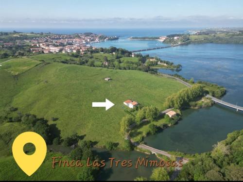 San Vicente de la Barquera House | Las Tres Mimosas