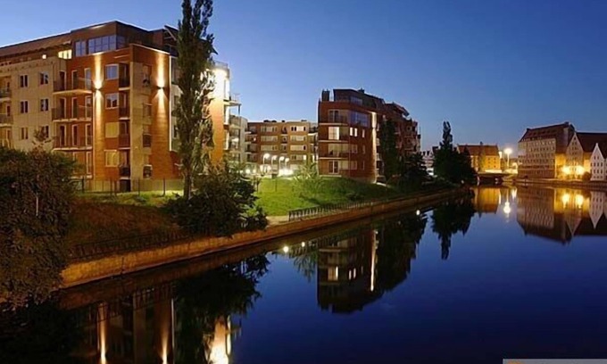 Old Town Apartment | Lastadia Apartment With A River View Within Old Town Of Gdansk