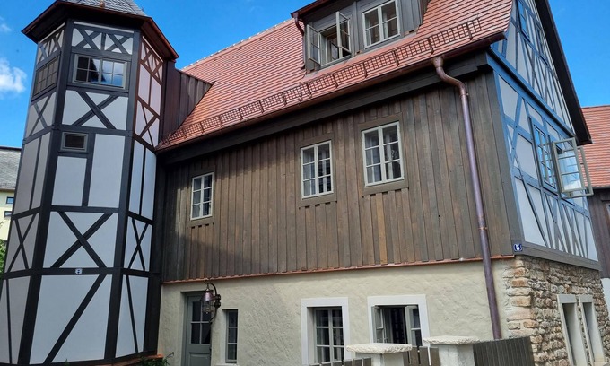 Gera House | Late Gothic residential house from 1520 with hexagonal stair tower.