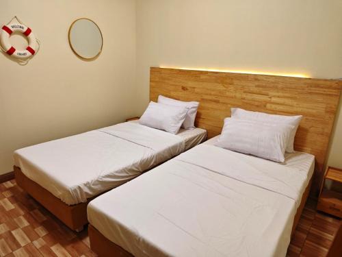 Arun Amarin Hotel | latitude 13 Room & breakfast