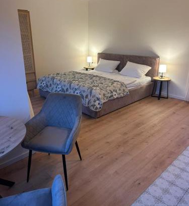 Villmar Apartment | Laubushof - Idyllisches Apartment im Grünen mit Balkon