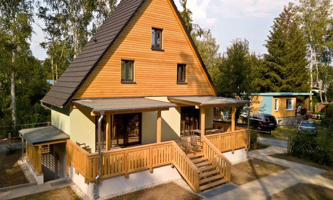 Gorden-Staupitz House | lauch3.de - Green vacation home by the lake
