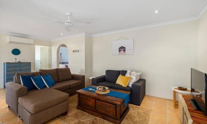 Sawtell Apartment | Laudable Lizzie