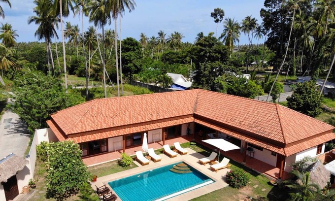 Hua Thanon Villa | Laura s guest house samui whole house