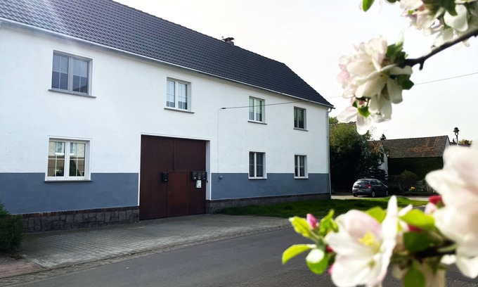Hoyerswerda Apartment | Lausitzhof - Family Apartment