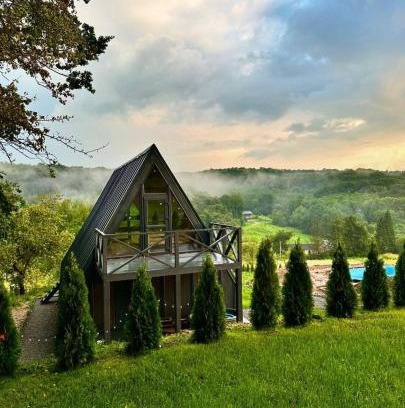 Mykolaiv Ski Chalet | Lav inn Polyanna Простір