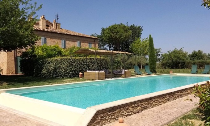 Ostra Vetere Villa | Lavish retreat with private pool & jacuzzi