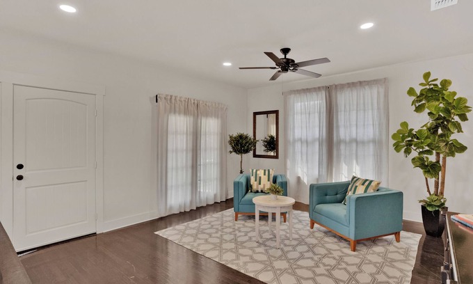 Highland Historic District House | Lavish, Stylish, Gorgeous Home