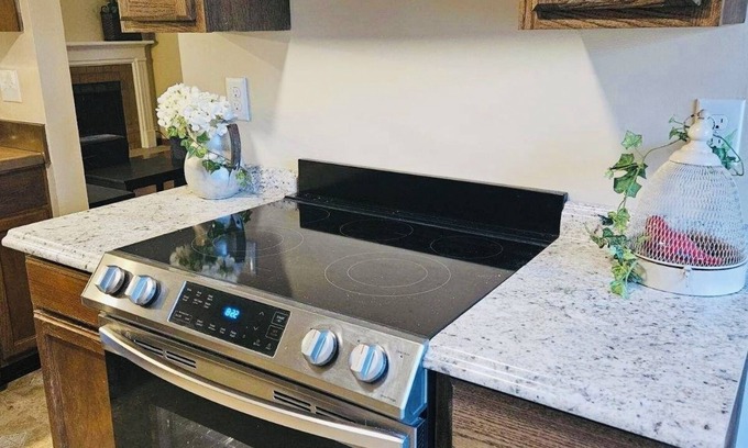 Mobile Condo | Layla’s Haven